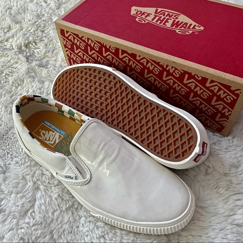 Vans White Slip-On Loafers 10 - Picture 2 of 11